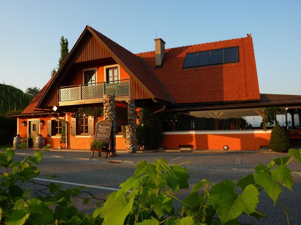 Wohlmuth-Lueckl Hotel Kitzeck im Sausal Bagian luar foto