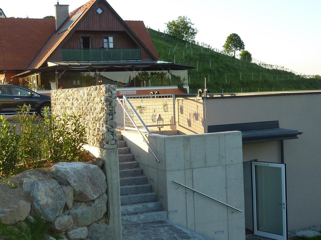 Wohlmuth-Lueckl Hotel Kitzeck im Sausal Bagian luar foto